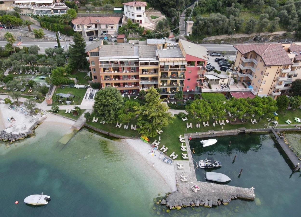 Hotel Du Lac - Relax Attitude Hotel Brenzone sul Garda Exterior photo