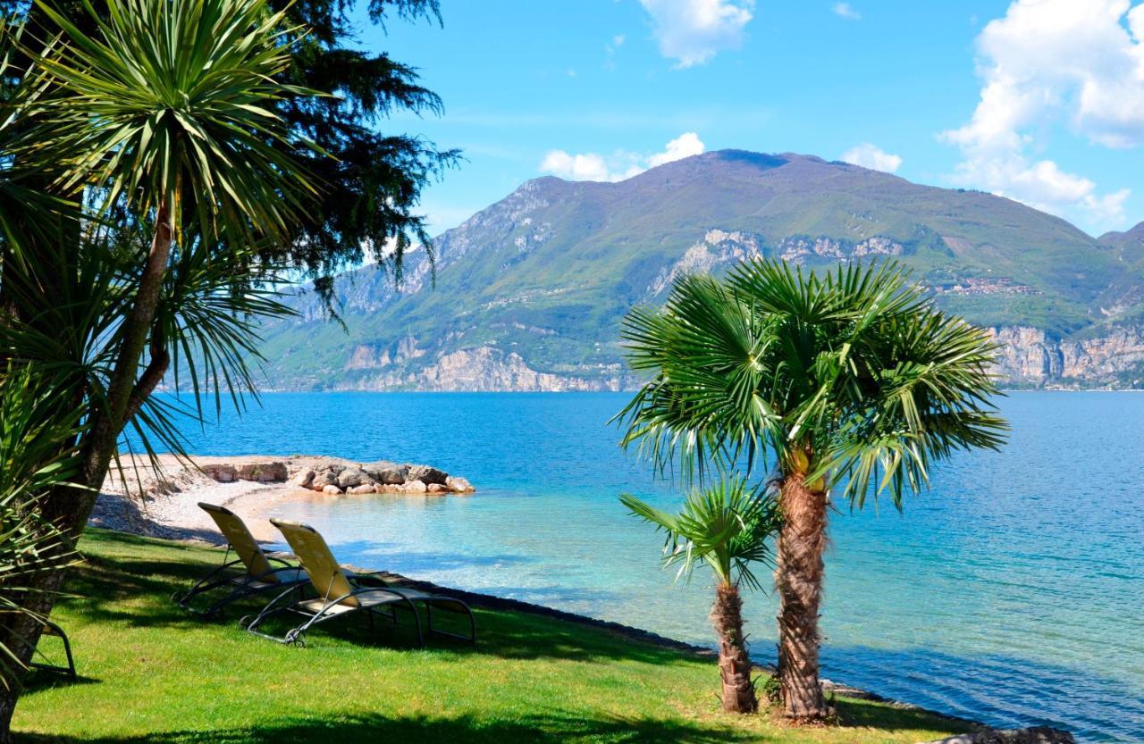 Hotel Du Lac - Relax Attitude Hotel Brenzone sul Garda Exterior photo